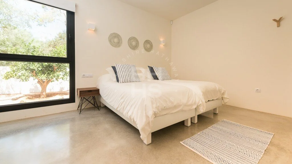 Gallery photo 1