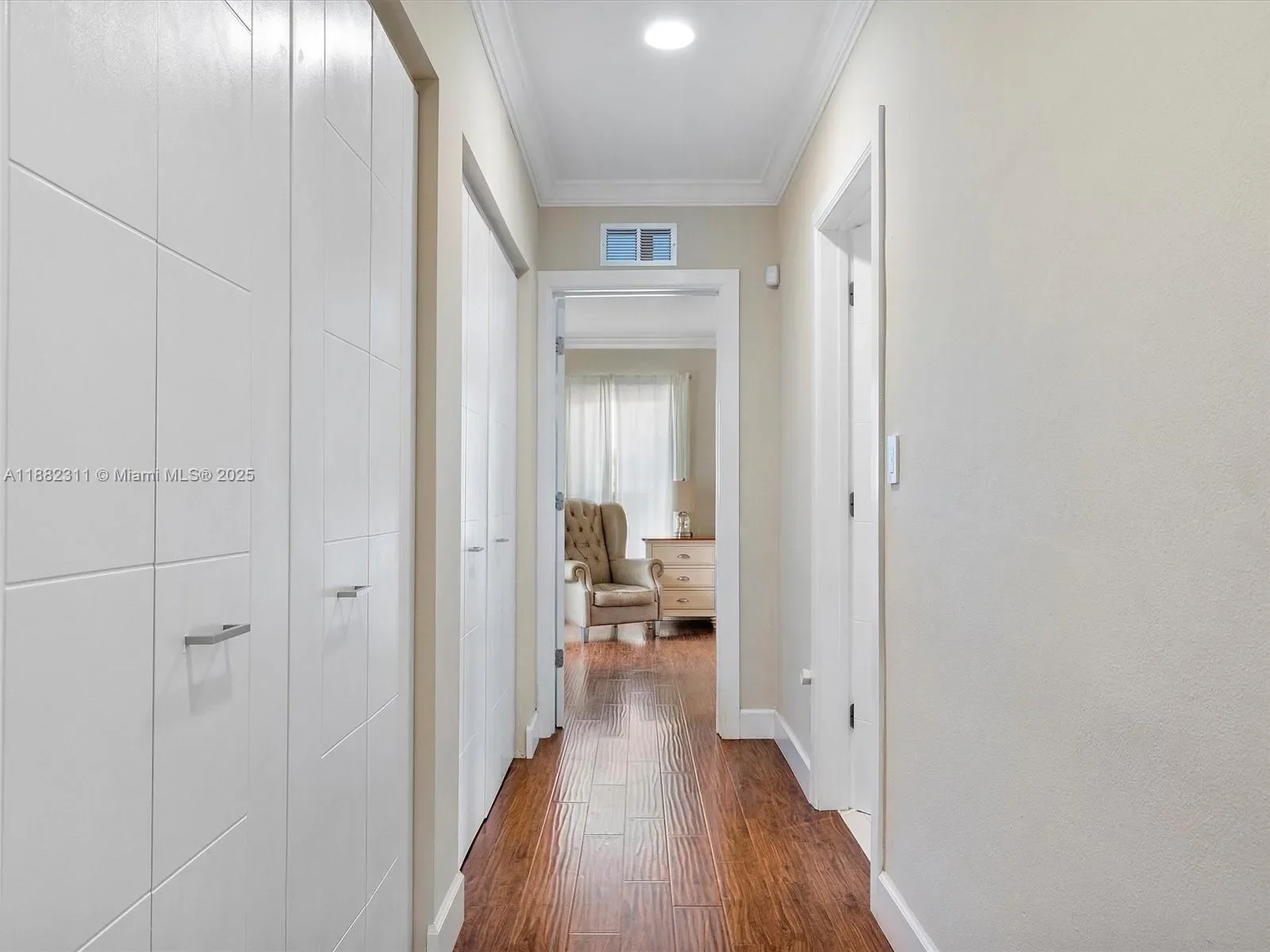 11407 N Bayshore Dr, North Miami, FL 33181, North Miami Beach, Florida, United States. - Photo 20