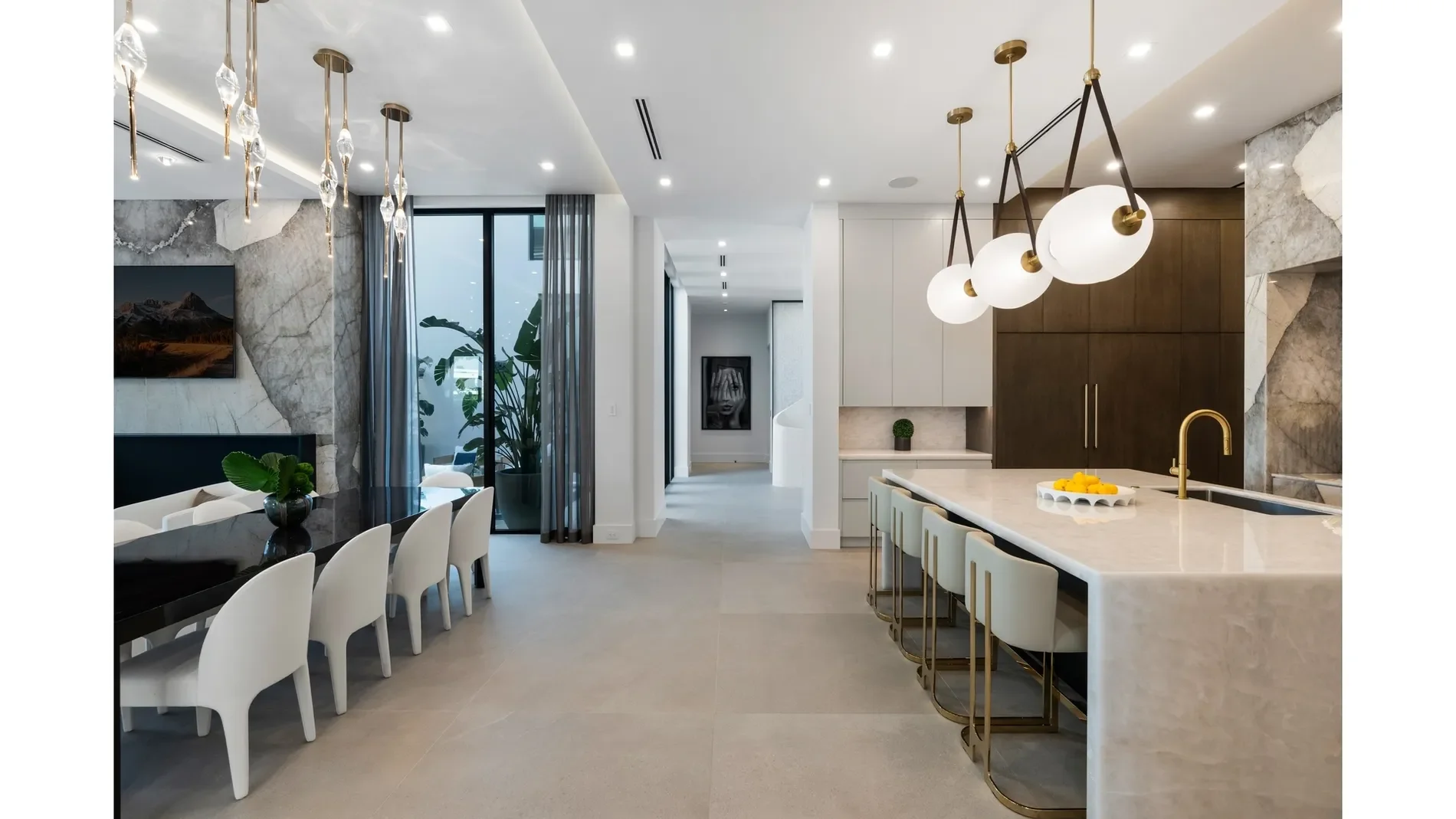 207 W Coconut Palm Road, Boca Raton, Florida, United States. - Photo 3