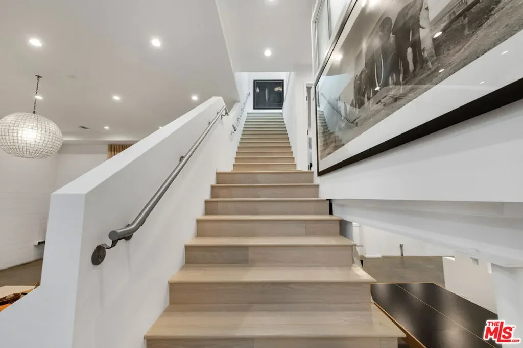 633 Santa Clara Avenue, Los Angeles, California, United States. - Photo 23
