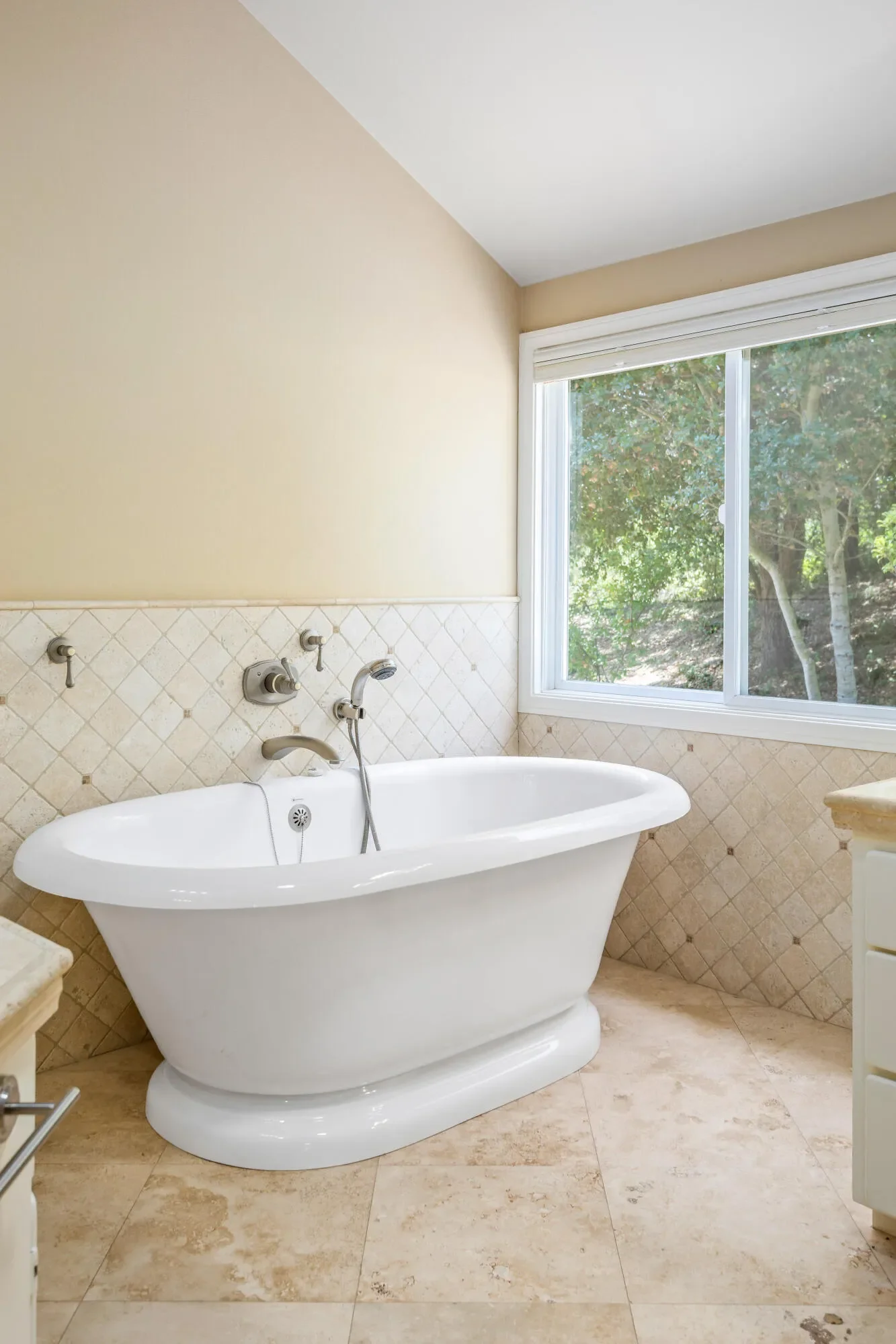 5190 Kara Drive, Santa Barbara, California, United States. - Photo 18
