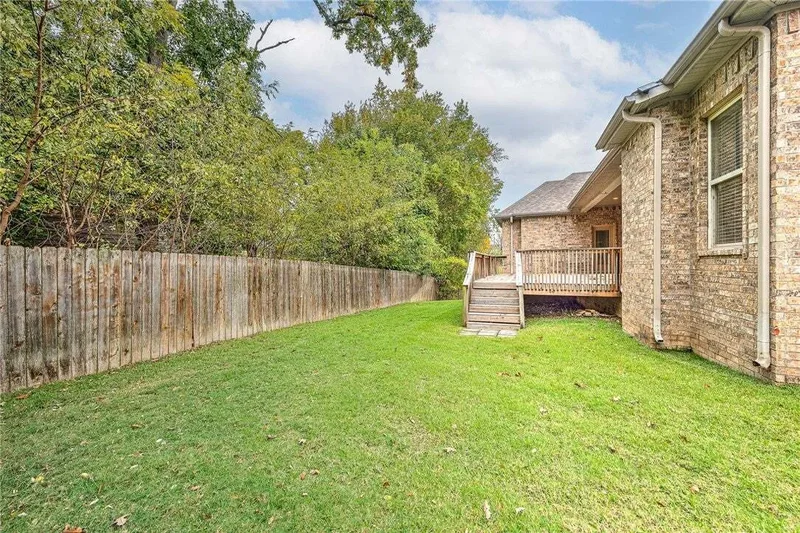 5104 S Sloan Circle, Rogers, AR 72758, Rogers, Arkansas, United States. - Photo 5