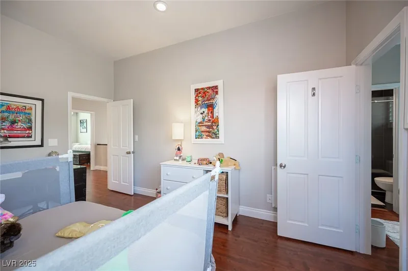 8733 Double Eagle Drive, Las Vegas, Nevada, United States. - Photo 54