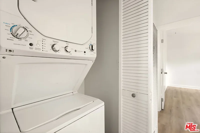 312 Chestnut Avenue, Los Angeles, California, United States. - Photo 6