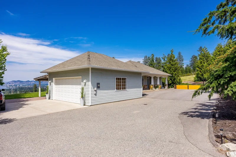 4855 Chute Lake Road, Kelowna, BC V1W 4M3, Kelowna, British Columbia, Canada. - Photo 13