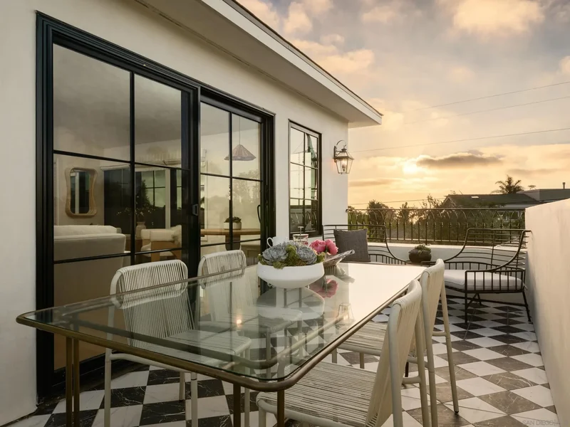 8901 Nottingham Place, San Diego, California, United States. - Photo 22