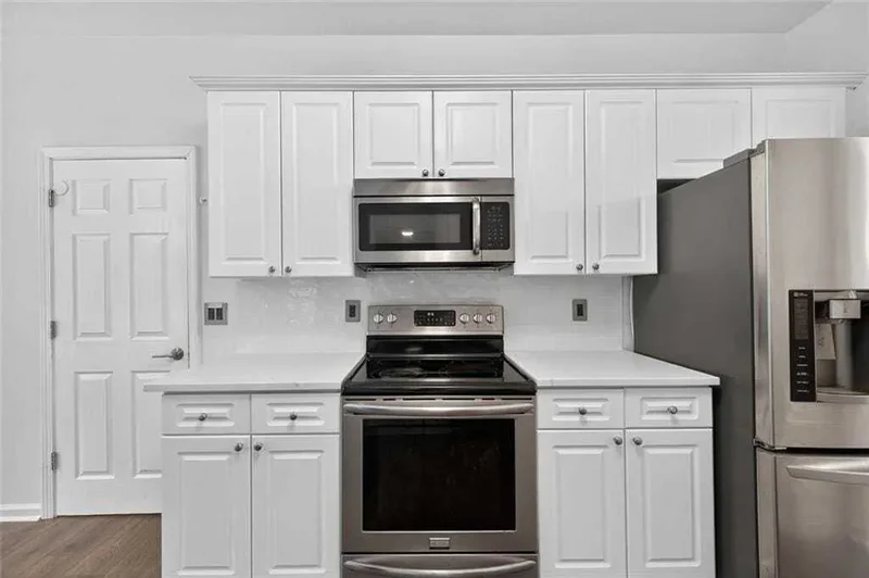 1095 Northpointe Trace, Roswell, Georgia, United States. - Photo 12