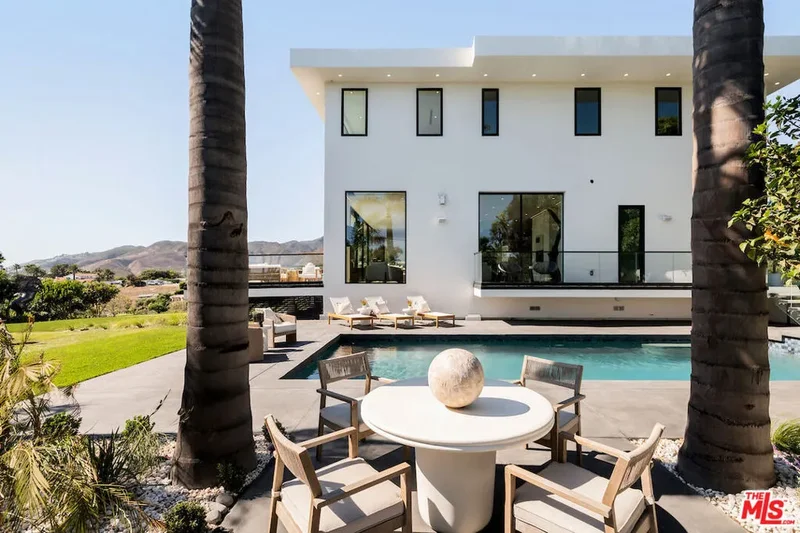 5931 Kanan Dume Road, Malibu, California, United States. - Photo 39