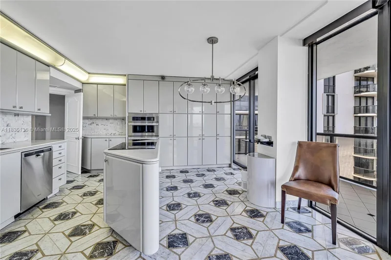 19667 Turnberry Way, Aventura, Florida, United States. - Photo 11