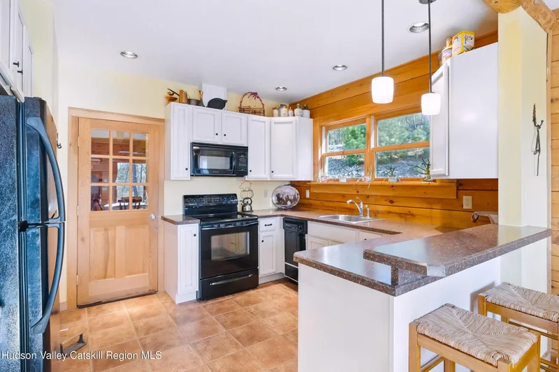48 Hillside Drive, West Shokan, New York, United States. - Photo 5