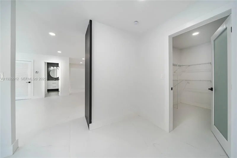 18101 NW 19th Ave, Miami Gardens, Florida, United States. - Photo 41