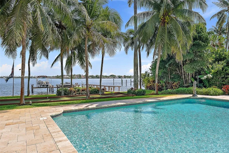 5900 Pennock Point Rd, Jupiter, Florida, United States. - Photo 19