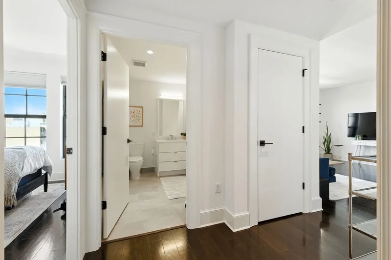 1011 M Street NW Unit# 901, Washington, DC 20001, Washington, District of Columbia, United States. - Photo 4