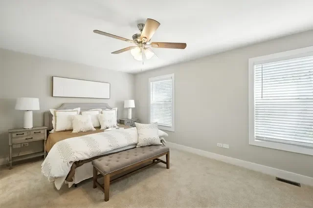 4055 S Ellis Avenue, Chicago, Illinois, United States. - Photo 13