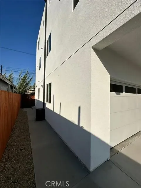 1731 E 69th, Los Angeles, CA 90001, Los Angeles, California, United States. - Photo 36