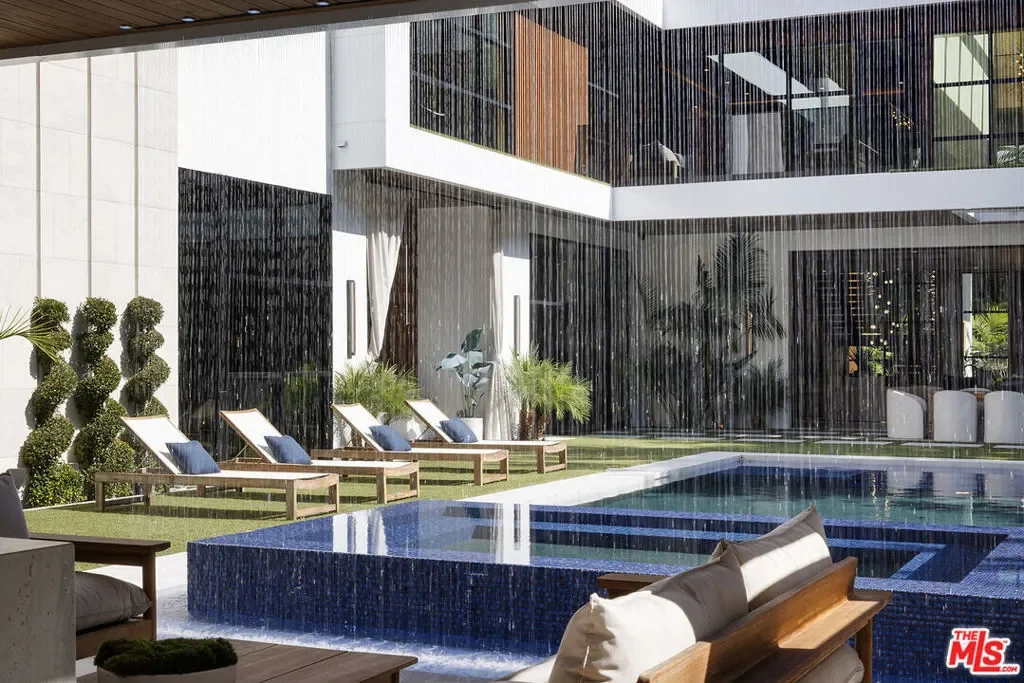 13187 Chalon Road, Los Angeles, California, United States. - Photo 28