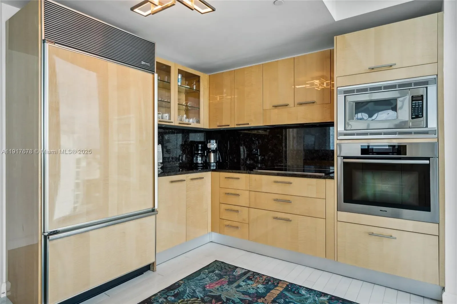 6799 Collins Ave 1602, Miami Beach, Florida, United States. - Photo 12