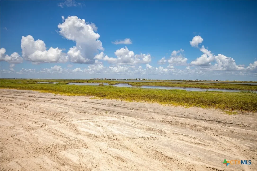 602-698 Cape Velero Drive, Rockport, TX 78382, Rockport, Texas, United States. - Photo 28