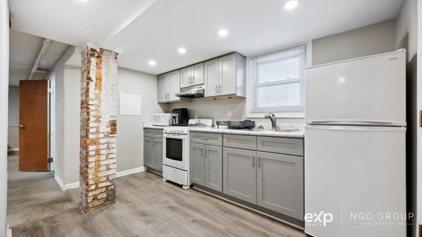 980 Van Duzer Street, New York, New York, United States. - Photo 7