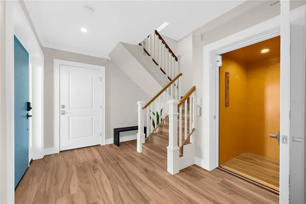 Gallery photo 2