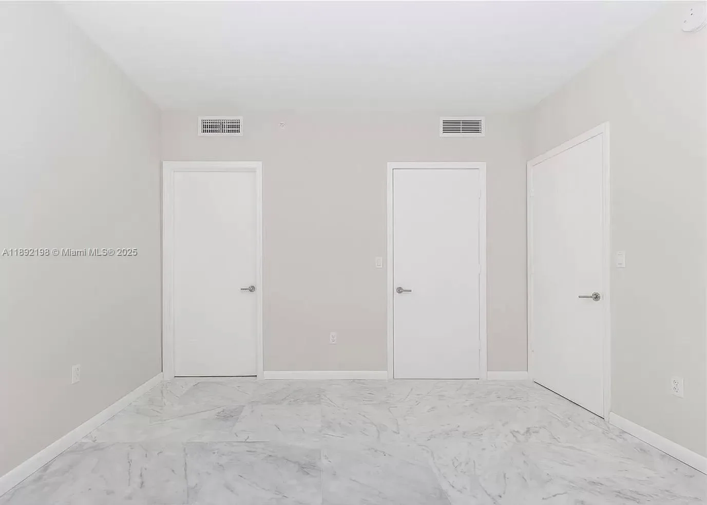 1010 SW 2nd Ave 603, Miami, Florida, United States. - Photo 52