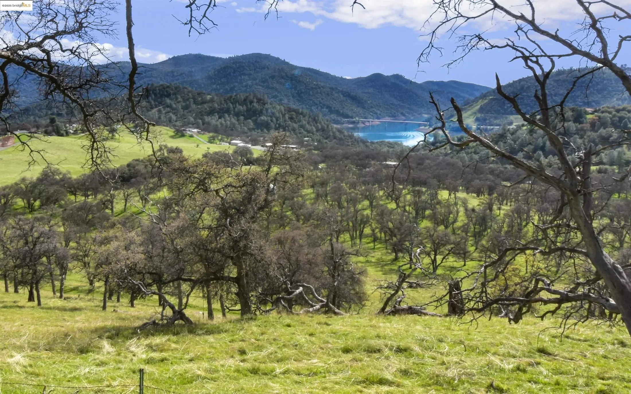 13300 Lone Bend Rd, Jamestown, California, United States. - Photo 16