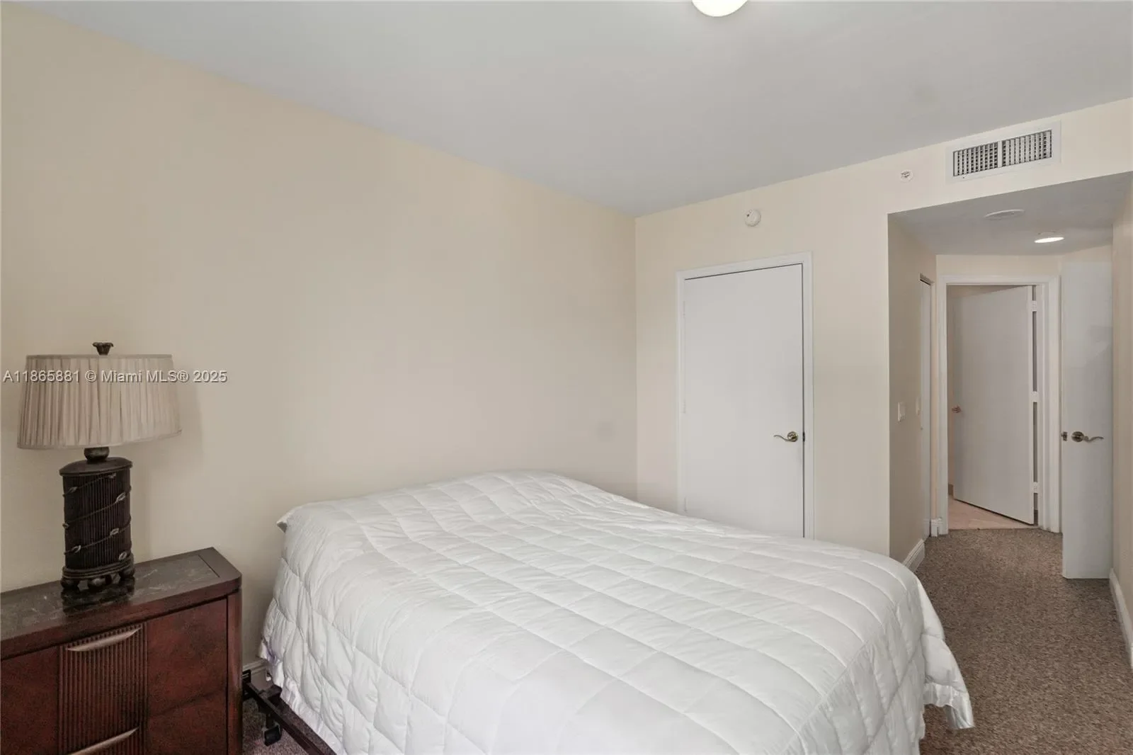 4775 Collins Ave 507, Miami Beach, Florida, United States. - Photo 28