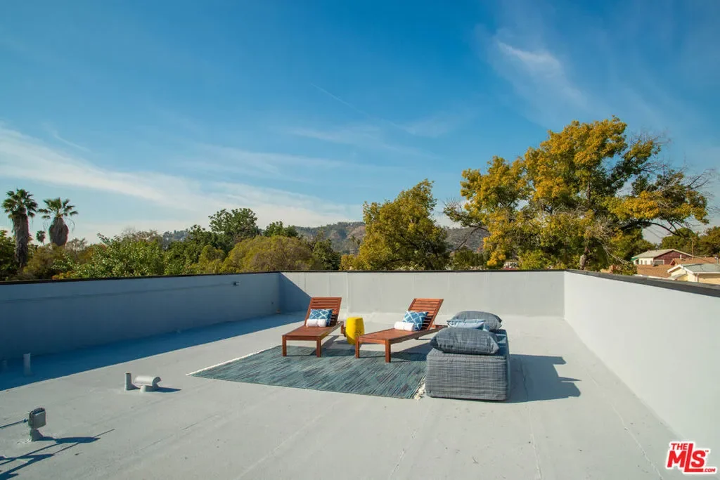 3170 Glenmanor Place, Los Angeles, California, United States. - Photo 29