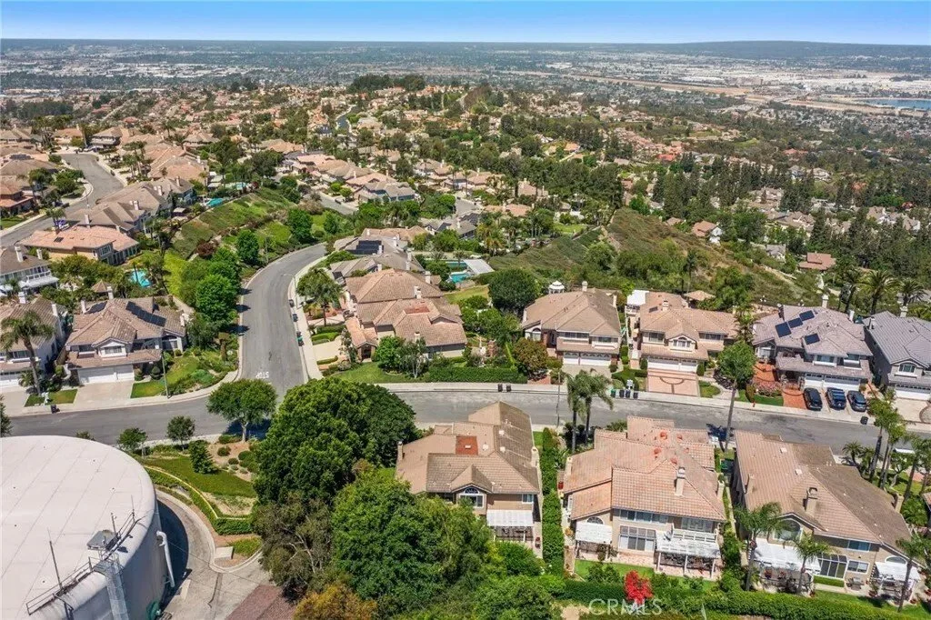 2811 N Roxbury Street, Orange, California, United States. - Photo 15