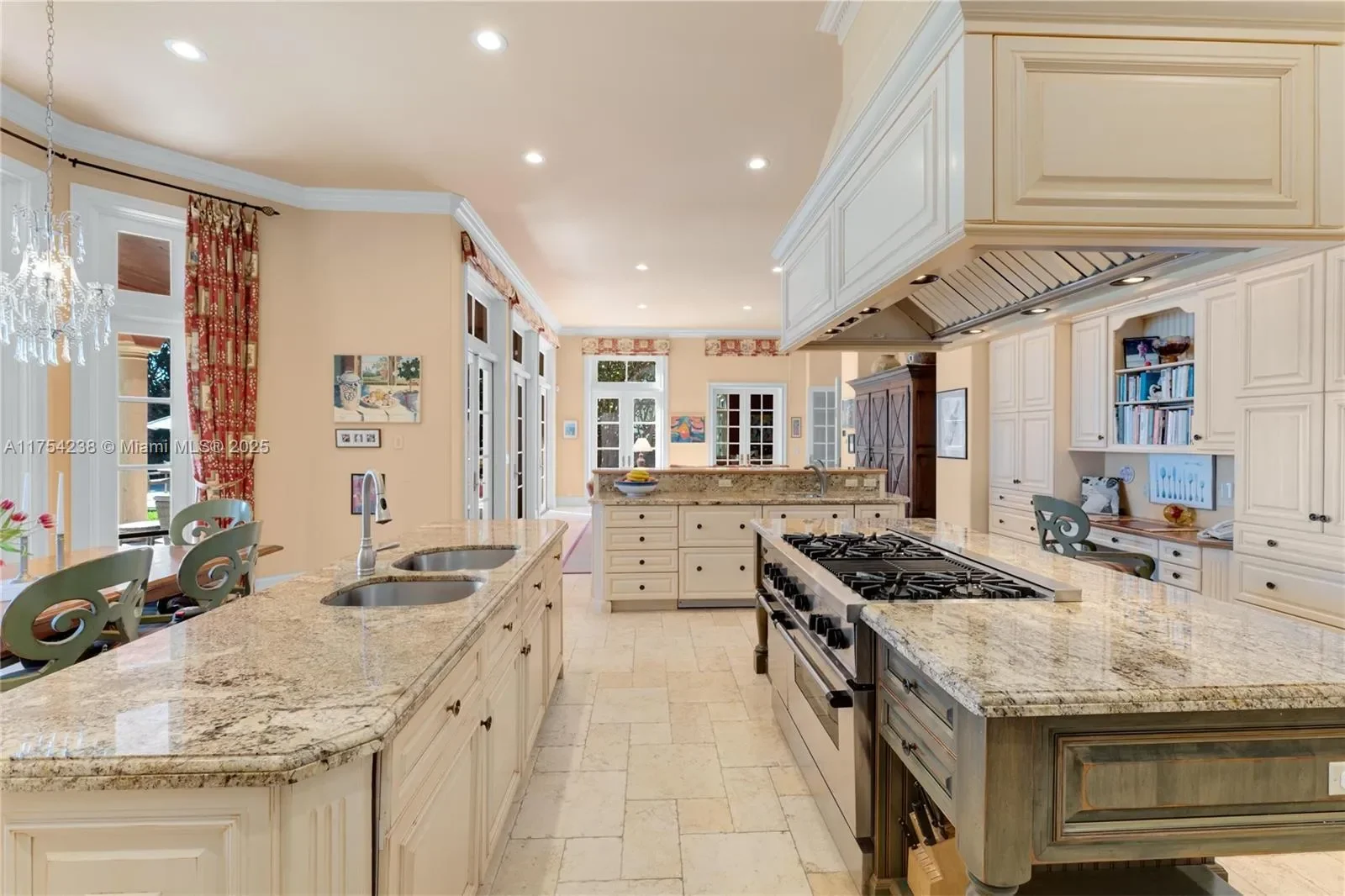 1091 Hillsboro Mile, Hillsboro Beach, Florida, United States. - Photo 12