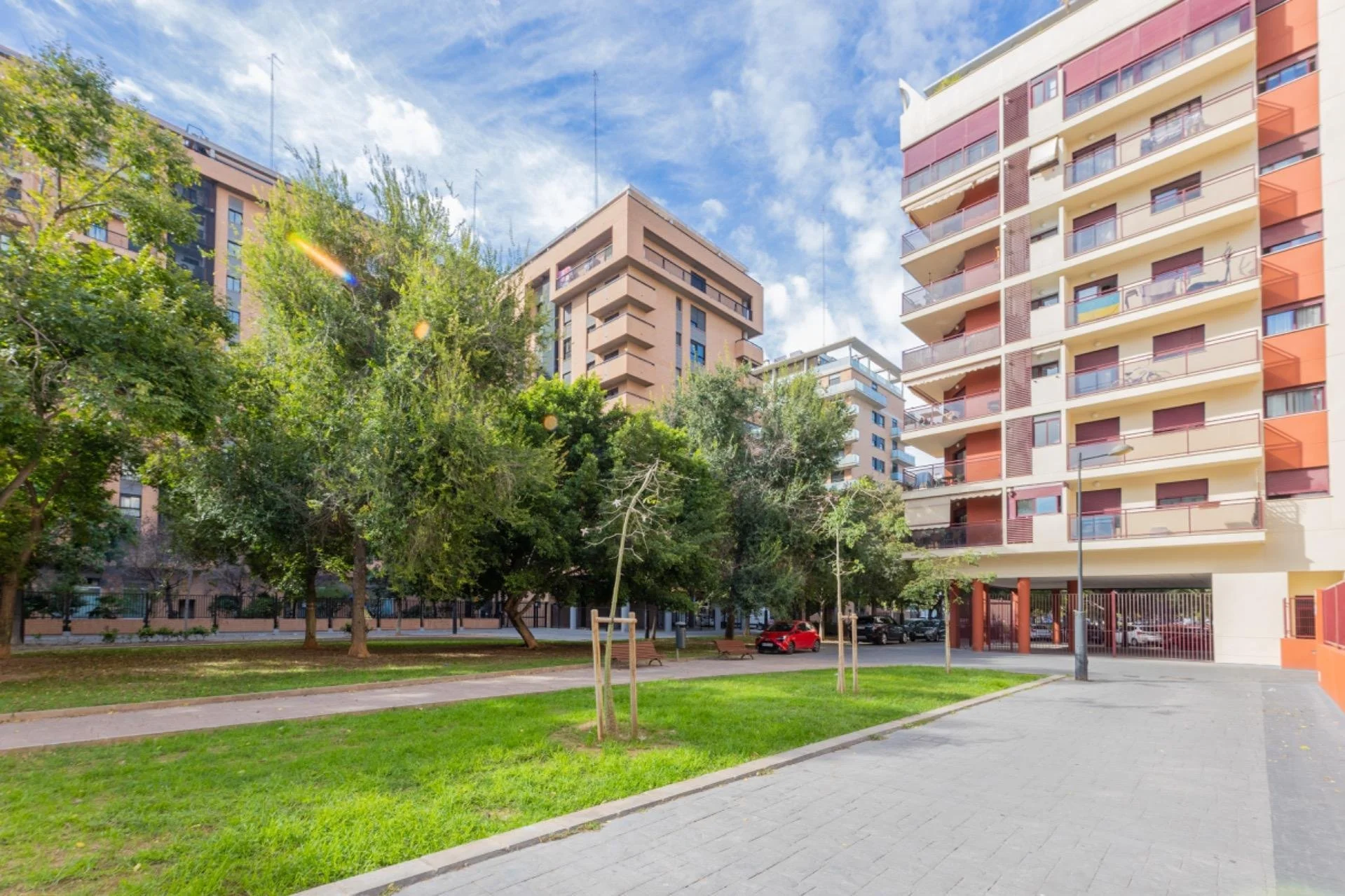 Exterior photo 9