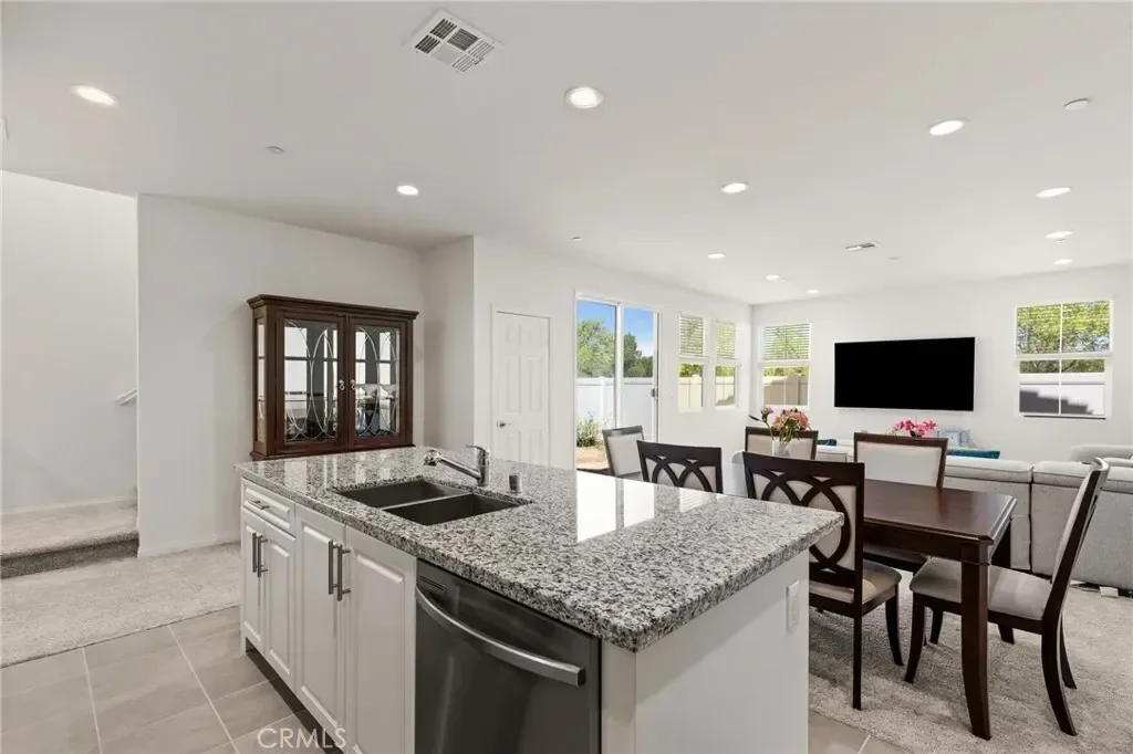 4398 Cadence Way, Oceanside, California, United States. - Photo 8
