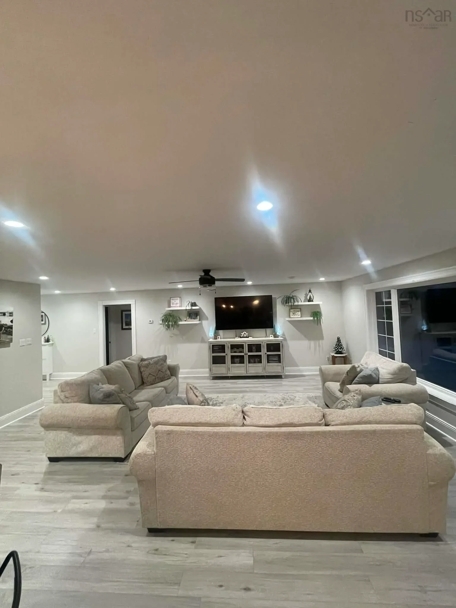 Gallery photo 7