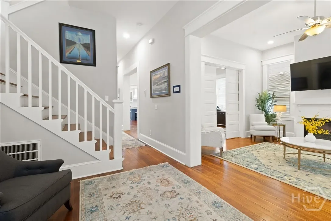 706 E Henry Street, Savannah, Georgia, United States. - Photo 14