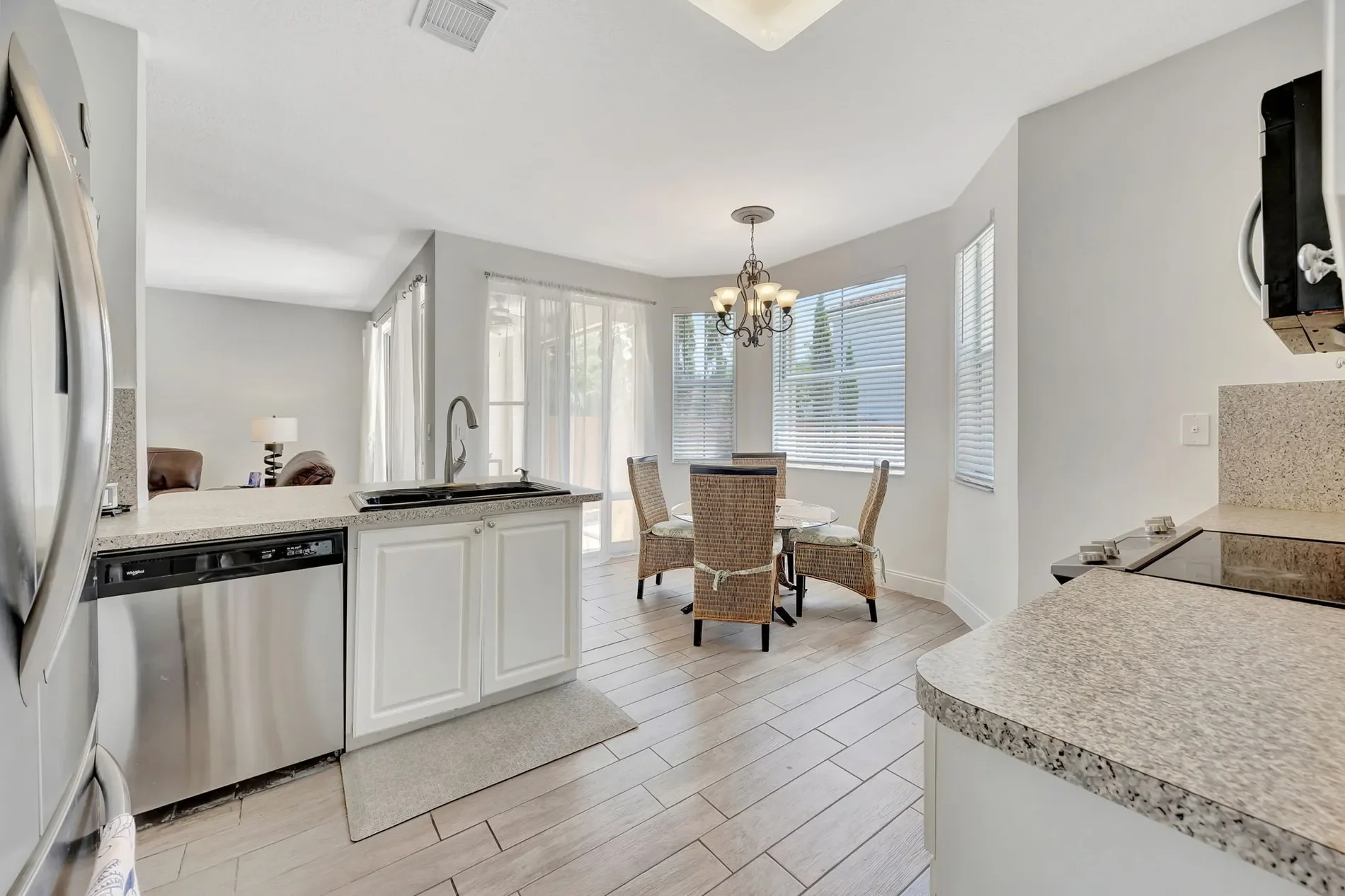 13838 SW 41 Terrace , Miami, FL 33175, Miami, Florida, United States. - Photo 18
