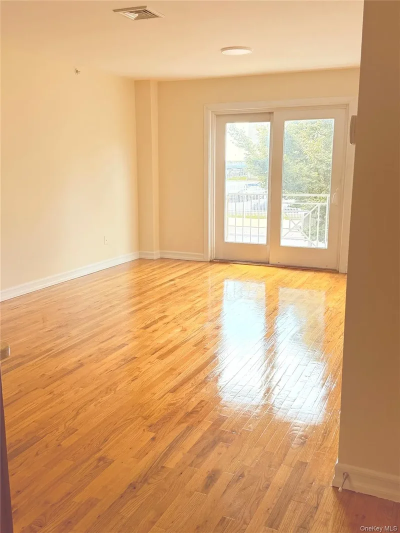 10220 Rockaway Beach Boulevard, New York, New York, United States. - Photo 22
