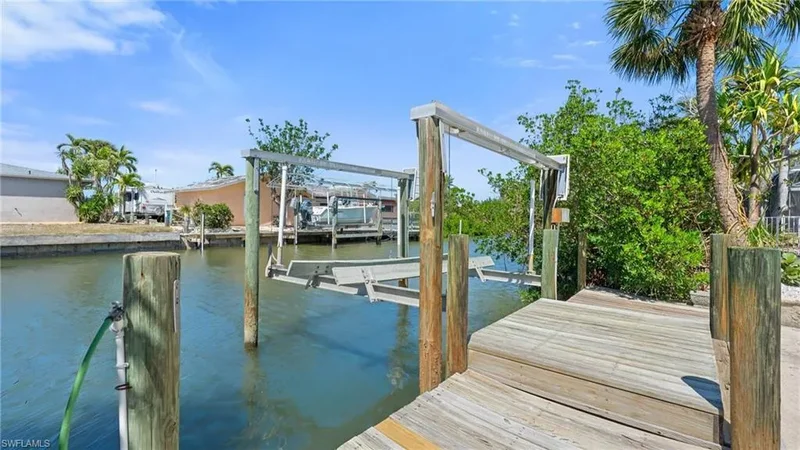 411 Connecticut ST, Fort Myers Beach, Florida, United States. - Photo 34