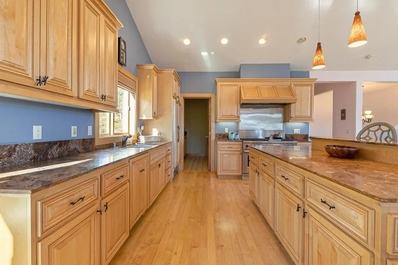9140 Scenic Drive, South Lake Tahoe, California, United States. - Photo 10