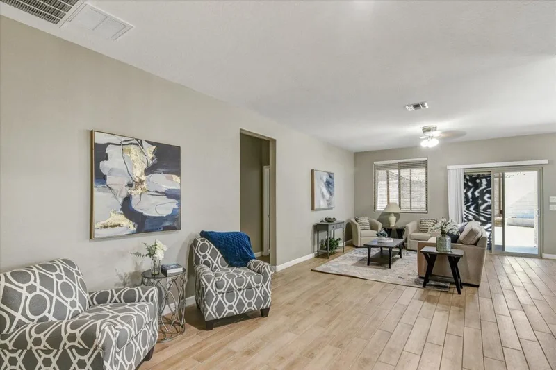 8927 N 70th Avenue , Peoria, AZ 85345, Peoria, Arizona, United States. - Photo 3
