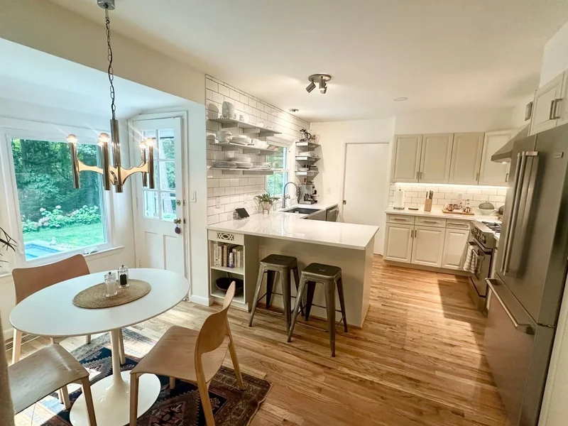 Soundview Drive, Port Jefferson, New York, United States. - Photo 14