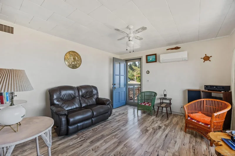 1494 Wilkinson Rd, Comox, British Columbia, Canada. - Photo 17