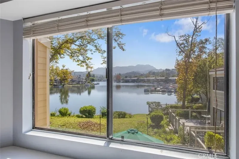 1158 S Westlake A, Thousand Oaks, California, United States. - Photo 13