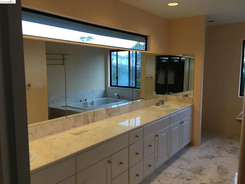 25435 Hidden Mesa RD, Monterey, California, United States. - Photo 13