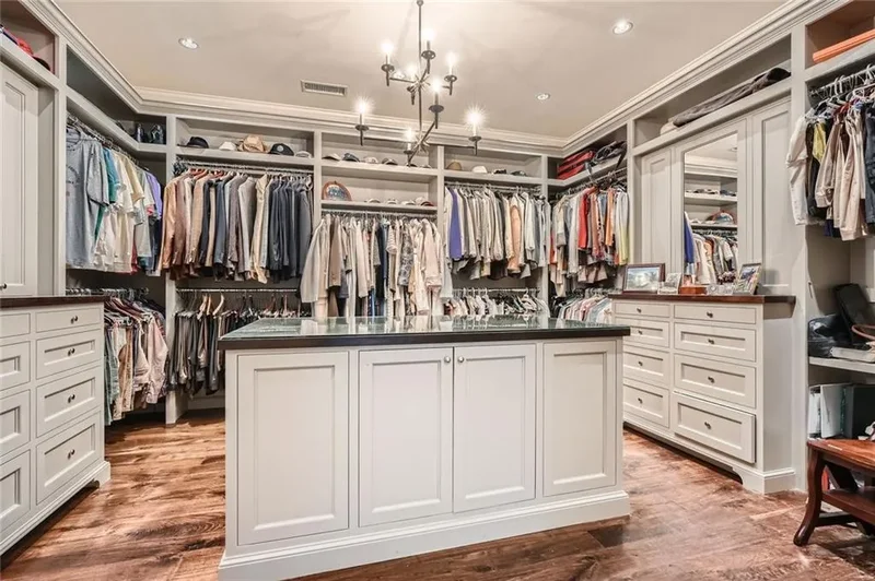 2440 Peachtree Road NW 9, Atlanta, Georgia, United States. - Photo 38
