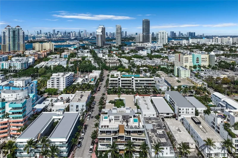 304 Ocean Dr 102, Miami Beach, Florida, United States. - Photo 26