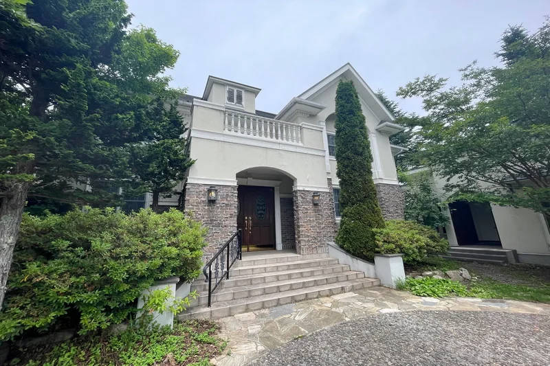 Karuizawa, 20, Karuizawa, Nagano, Japan. - Photo 6