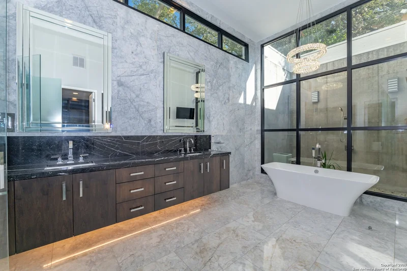 100 Canterbury Hill, Terrell Hills, TX 78209, San Antonio, Texas, United States. - Photo 14