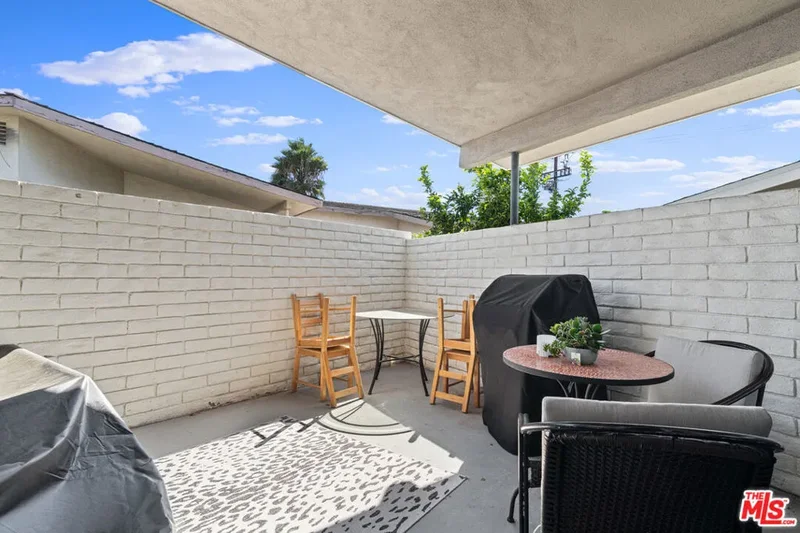 5040 W Slauson Avenue, Los Angeles, California, United States. - Photo 4