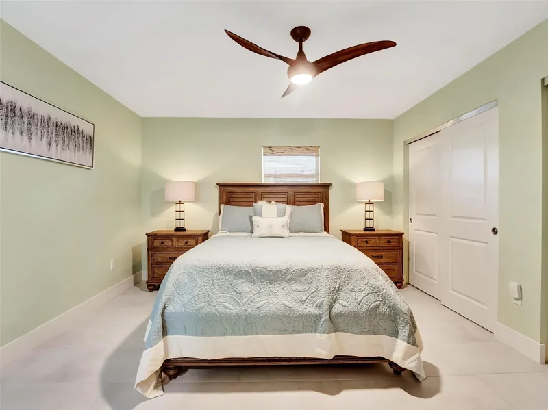320 SE 5th Ave, Pompano Beach, Florida, United States. - Photo 20