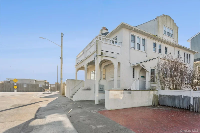 23 Troy Avenue, Long Beach, New York, United States. - Photo 3